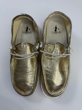 Corky’s women’s  Metallic Gold Boat Shoes size 10 new